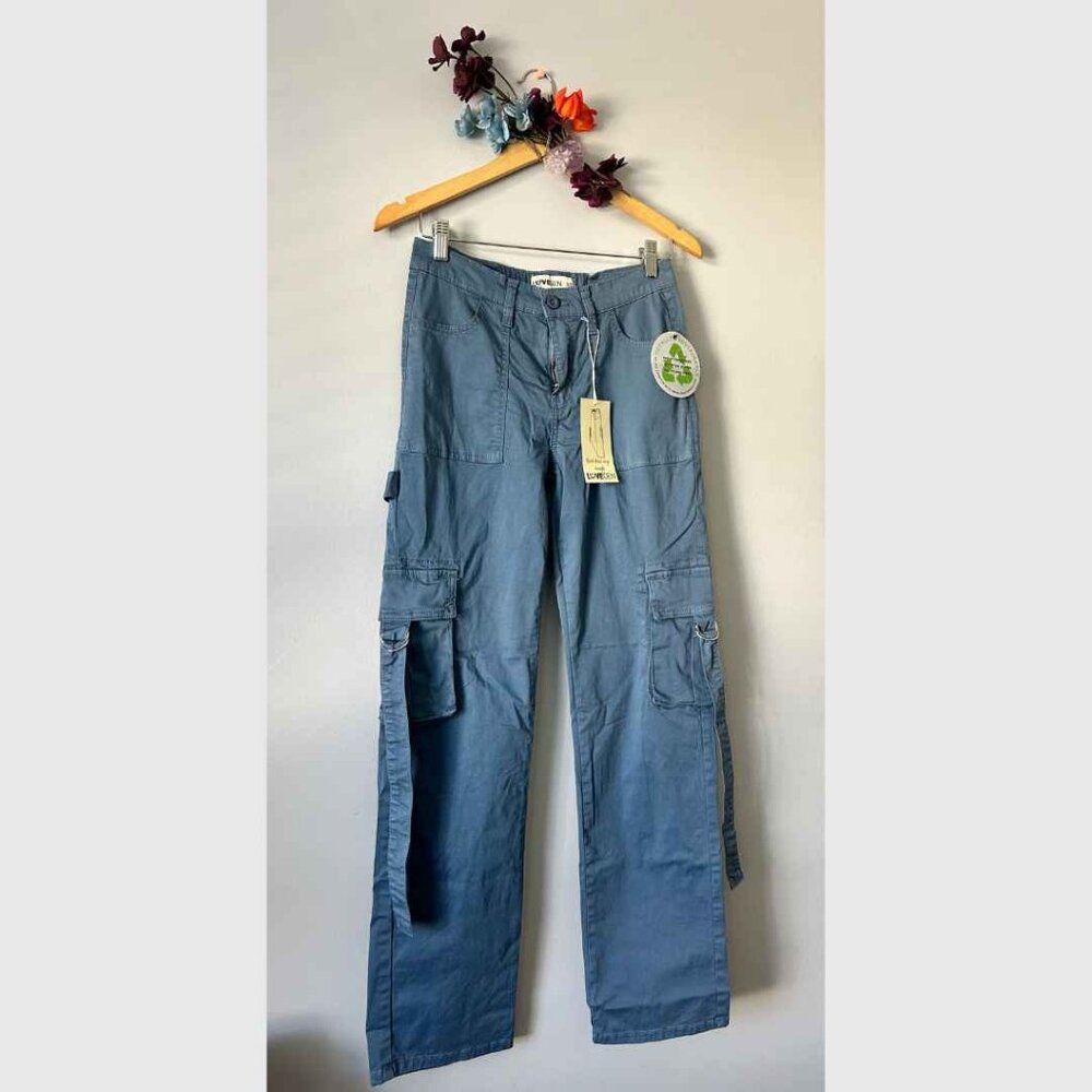 NWT! SIZE 27 / Cargo Pants / LOVEGEN / Trendy Teal